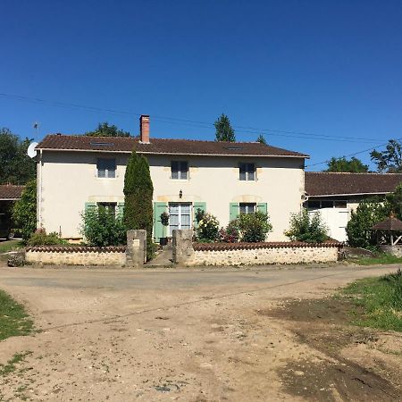 La Maison d'Olives Nouic Extérieur photo