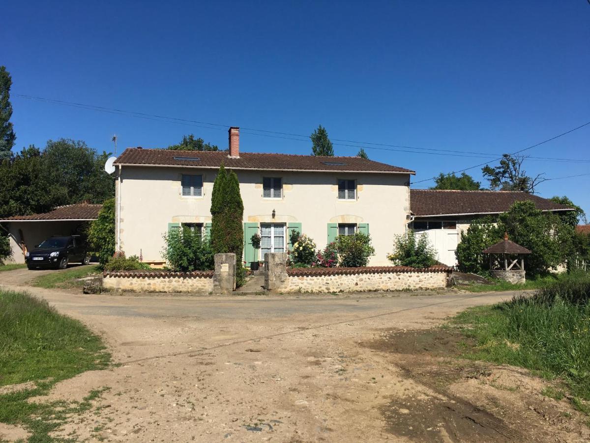 La Maison d'Olives Nouic Extérieur photo