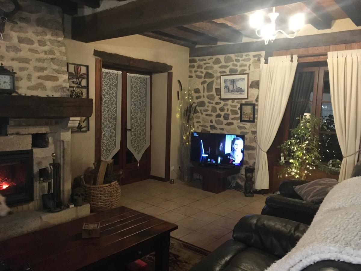 La Maison d'Olives Nouic Extérieur photo